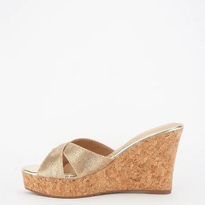 ❤️ Gold beautiful sandals ❤️